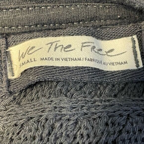 We The Free Gray Frayed Sweater Size S - Picture 5 of 6